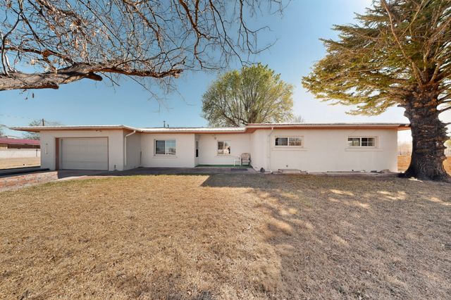 47 NM 581, Espanola, NM 87532