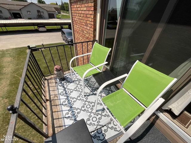 1900 River Rd D5 Road, Marysville, MI 48040