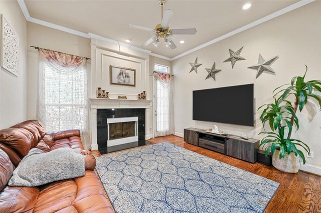 8117 Cherry Laurel Lane, Irving, TX 75063