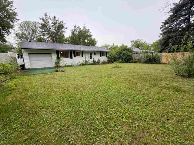 1871 Joy Road, Buena Vista Twp, MI 48601