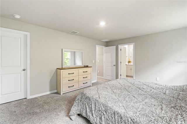 32502 LIMITLESS PLACE, Wesley Chapel, FL 33545