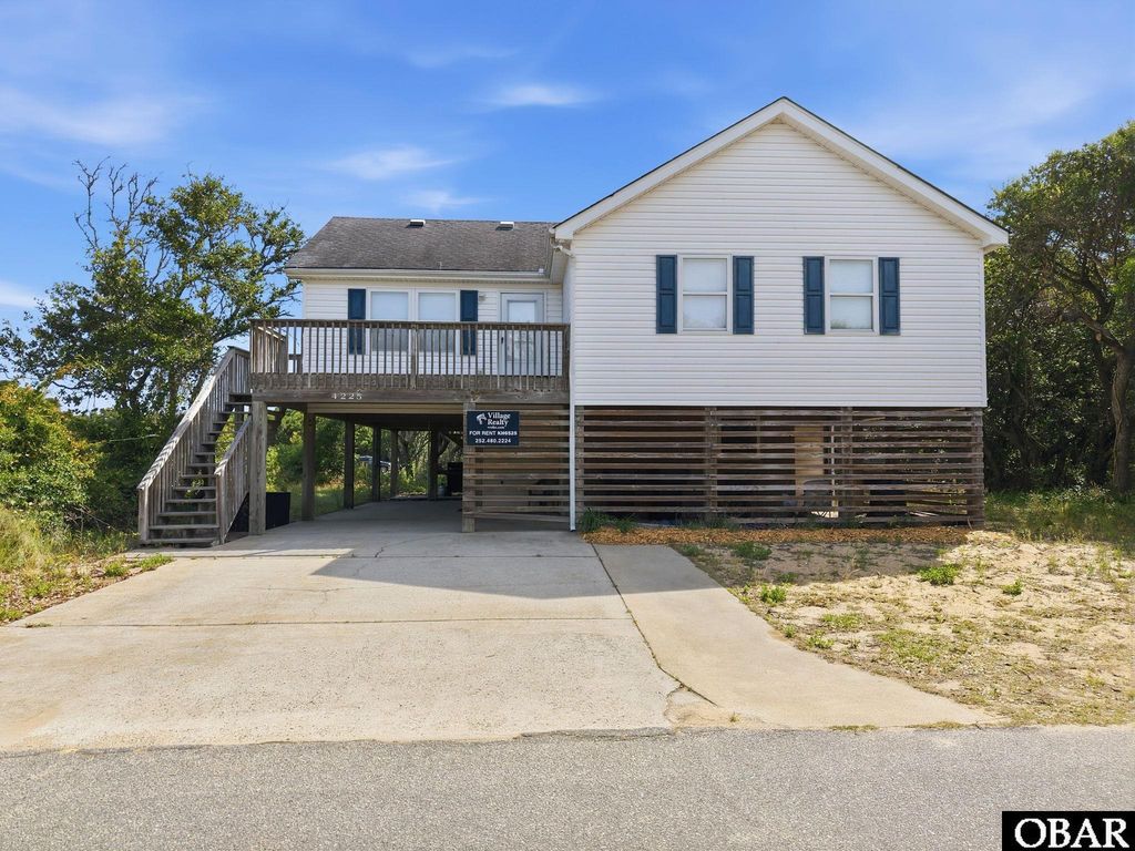 Image 1 of property listing at 4225 Johnston Lane Lot 420, Kitty Hawk, NC 27949