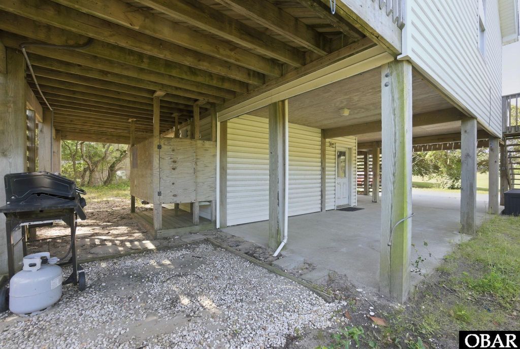 Image 38 of property listing at 4225 Johnston Lane Lot 420, Kitty Hawk, NC 27949