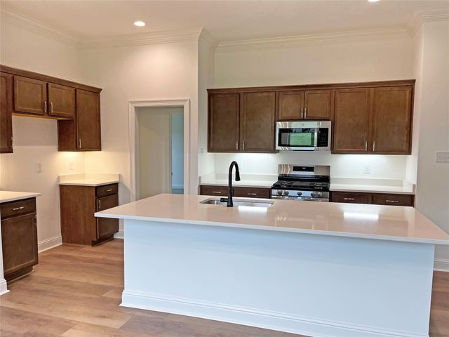 6568 Blanchard Lake Drive, Shreveport, LA 71107