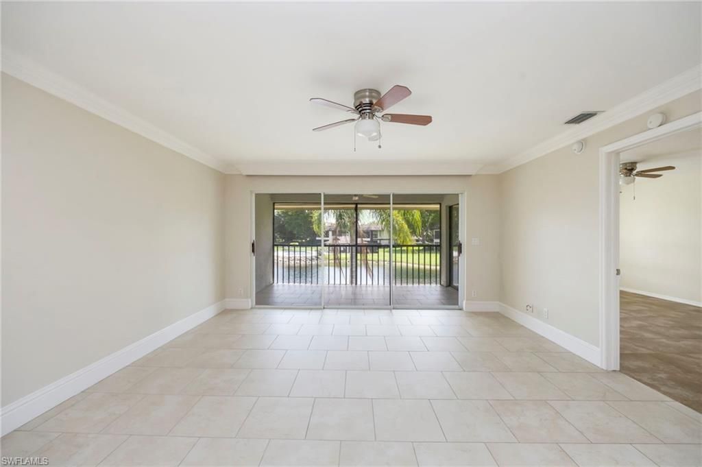400 Misty Pines CIR 205, NAPLES, FL 34105 — photo 4