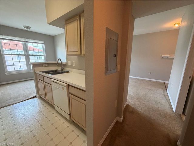 23500 Walden Center DR 309, Estero, FL 34134