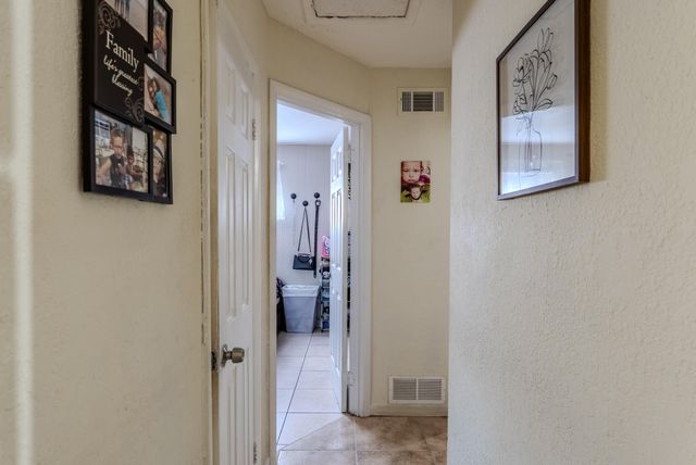 1432 SW 26th Avenue, Fort Lauderdale, FL 33312