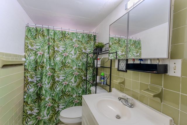 1432 SW 26th Avenue, Fort Lauderdale, FL 33312