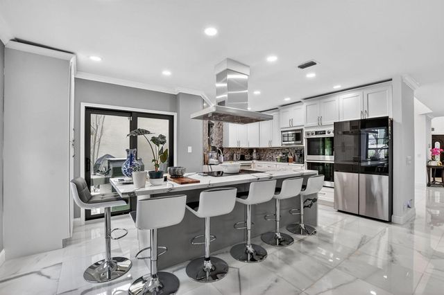 23260 Mirabella Circle N, Boca Raton, FL 33433
