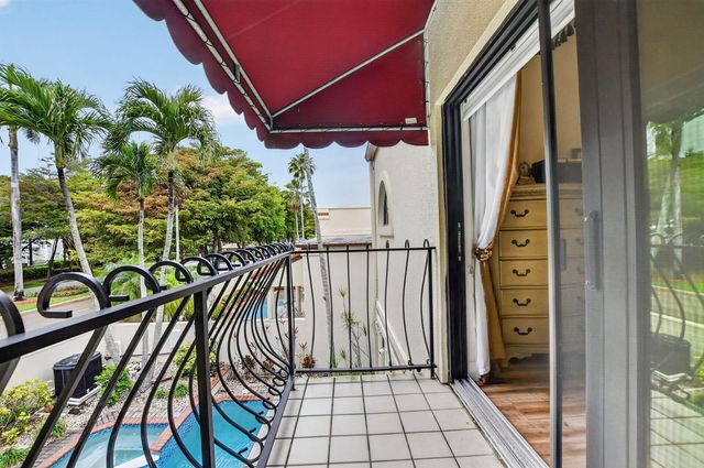 23260 Mirabella Circle N, Boca Raton, FL 33433