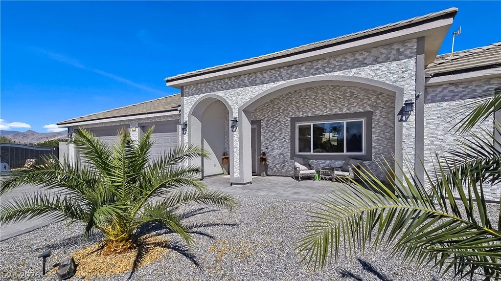 6611 Parkwood Court, Pahrump, NV 89061
