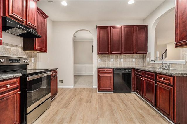 6148 Hemperly Road, Atlanta, GA 30349