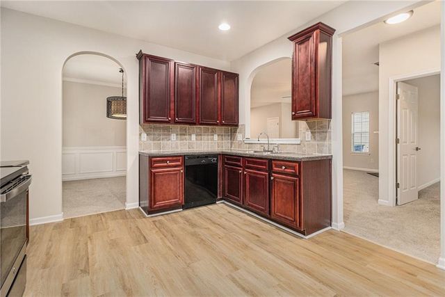 6148 Hemperly Road, Atlanta, GA 30349