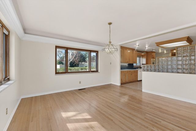 525 Sierra Drive SE, Albuquerque, NM 87108