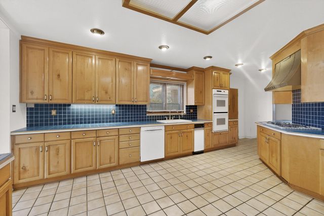 525 Sierra Drive SE, Albuquerque, NM 87108