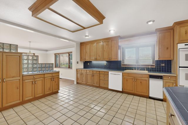 525 Sierra Drive SE, Albuquerque, NM 87108