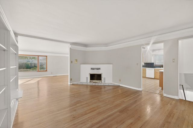 525 Sierra Drive SE, Albuquerque, NM 87108