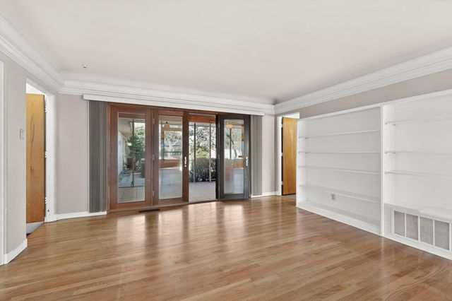 525 Sierra Drive SE, Albuquerque, NM 87108