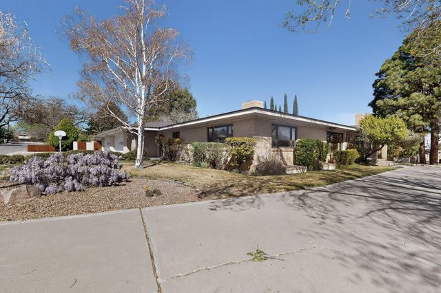 525 Sierra Drive SE, Albuquerque, NM 87108