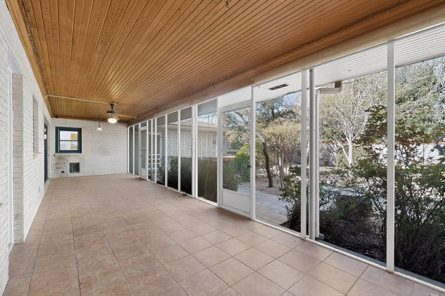 525 Sierra Drive SE, Albuquerque, NM 87108