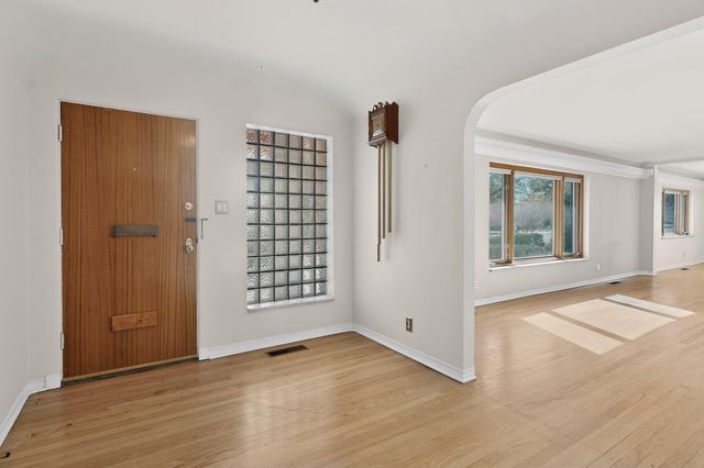 525 Sierra Drive SE, Albuquerque, NM 87108