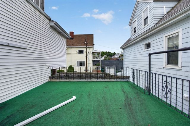 549 Main St, Medford, MA 02155