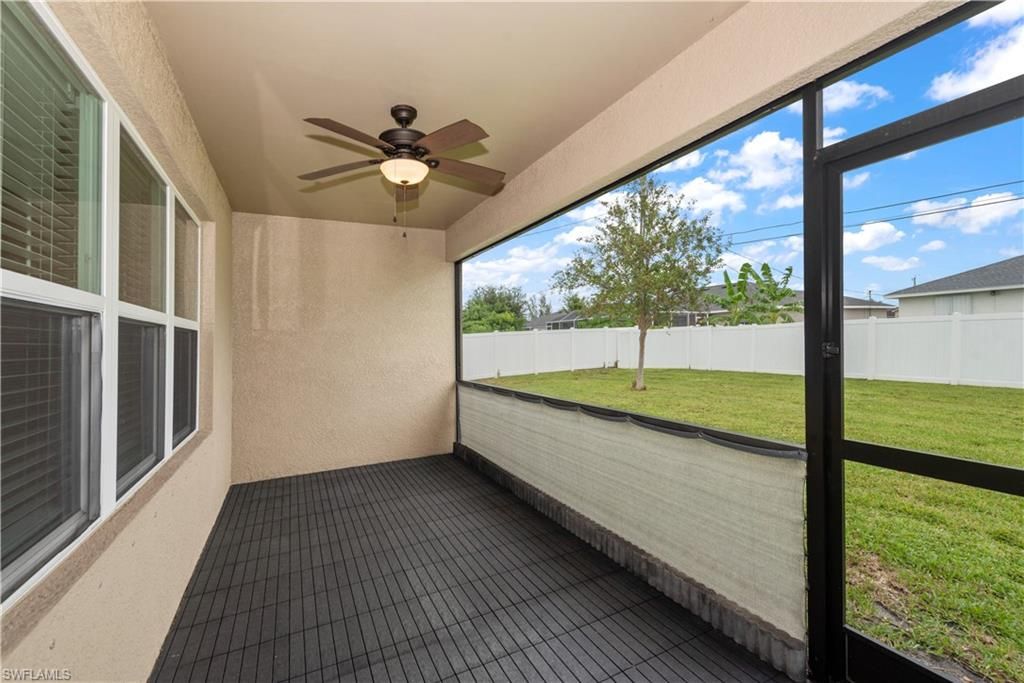 Image 13 of property listing at 2701 SW 4th PL, Cape Coral, FL 33914