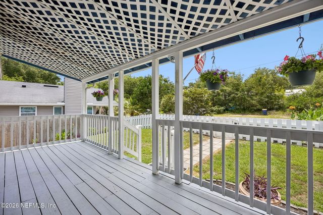 1009 CALHOUN Street, Fernandina Beach, FL 32034