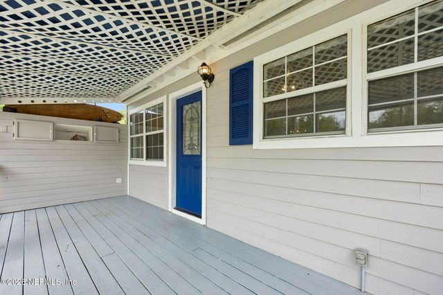 1009 CALHOUN Street, Fernandina Beach, FL 32034