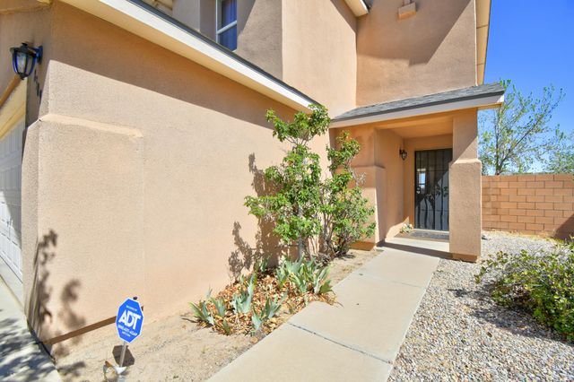 8309 Casa Gris Court NW, Albuquerque, NM 87120