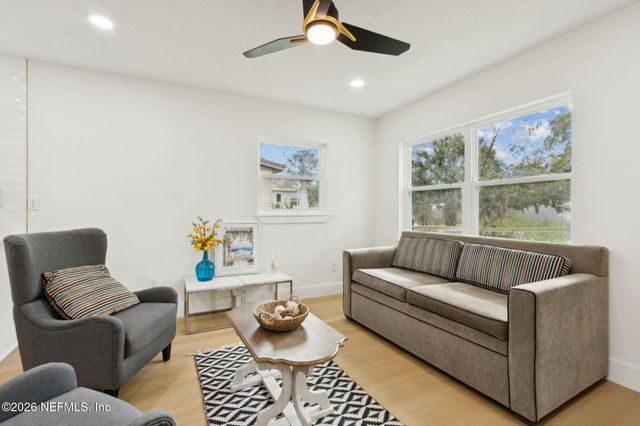 14051 CLARIDGE Road N, Jacksonville, FL 32250