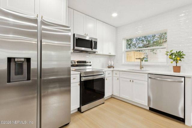 14051 CLARIDGE Road N, Jacksonville, FL 32250