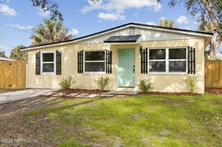 14051 CLARIDGE Road N, Jacksonville, FL 32250