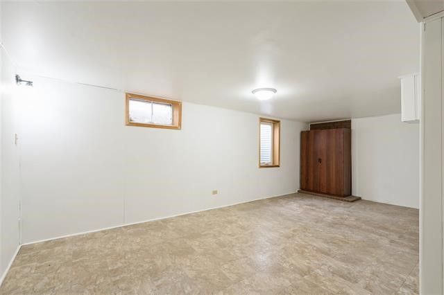 441 Upland Avenue, Iowa City, IA 52245