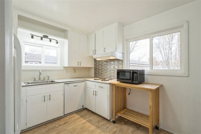 441 Upland Avenue, Iowa City, IA 52245