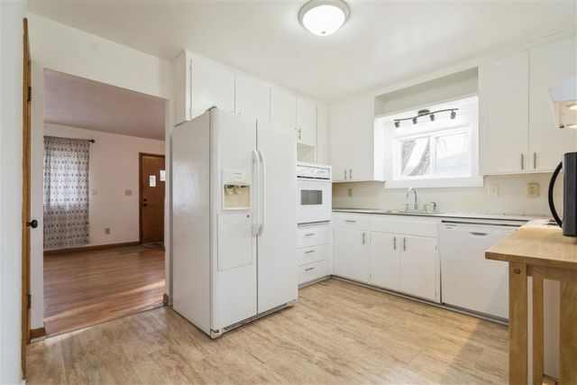 441 Upland Avenue, Iowa City, IA 52245