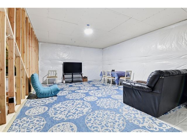 629 176th Ave, Broomfield, CO 80023