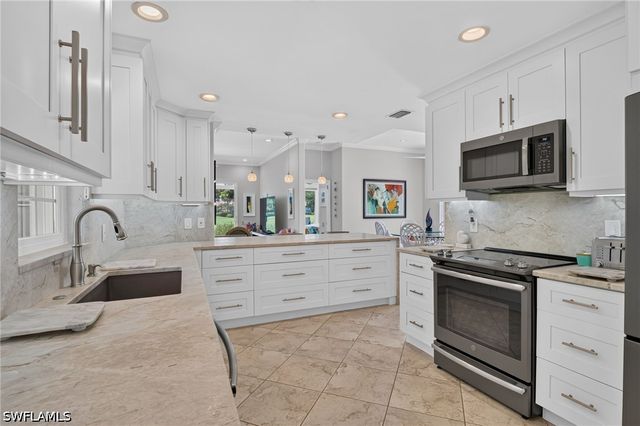 13071 Southampton DR, Bonita Springs, FL 34135