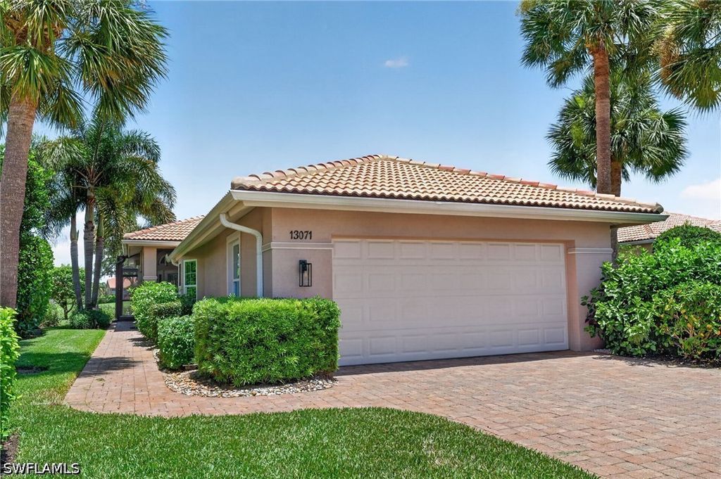 13071 Southampton DR, Bonita Springs, FL 34135