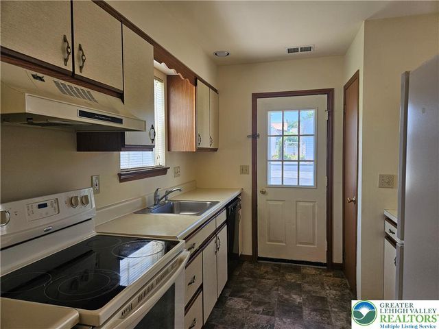 363 Minor Street, Emmaus Boro, PA 18049