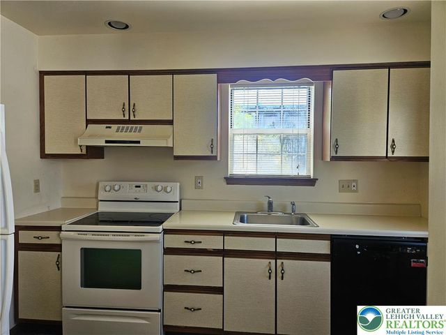 363 Minor Street, Emmaus Boro, PA 18049