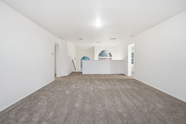 100 Bob White Drive, Red Oak, TX 75154