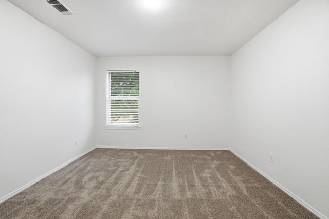 100 Bob White Drive, Red Oak, TX 75154