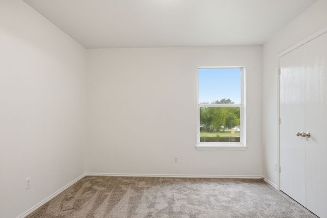 100 Bob White Drive, Red Oak, TX 75154