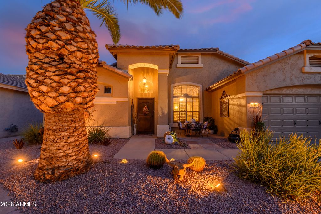 17949 W UDALL Drive, Surprise, AZ 85374 — exterior