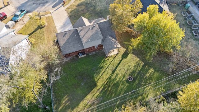 10811 E 101st Street North, Owasso, OK 74055