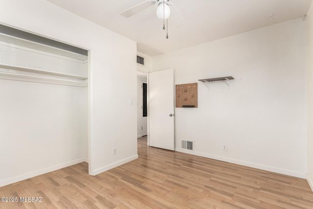 3300 E Lester Street, Tucson, AZ 85716