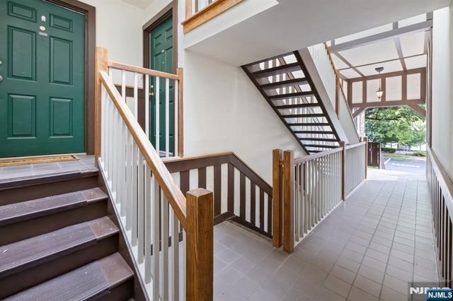 1209 Faulkner Court, Mahwah, NJ 07430