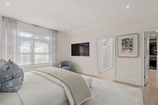 338 Boylston St C, Newton, MA 02459