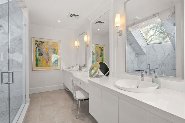 338 Boylston St C, Newton, MA 02459